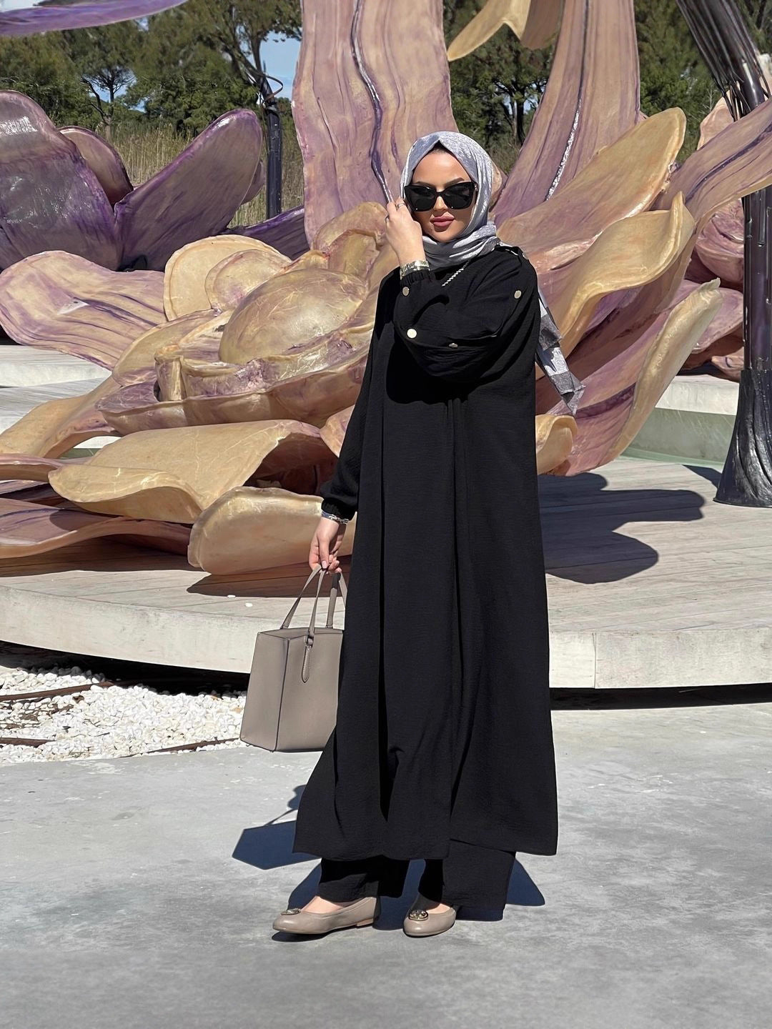 En stock, nouvelle tenue décontractée décontractée de couleur unie pour femmes musulmanes : boucle ronce dorée, poche ballonneuse, longue série