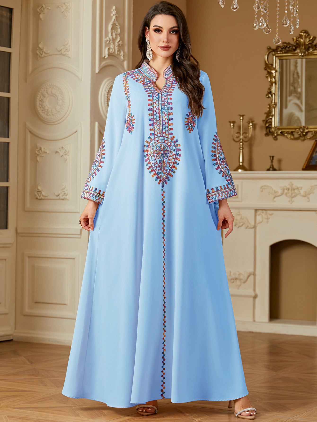 Robe , Abaya à manches longues brodée