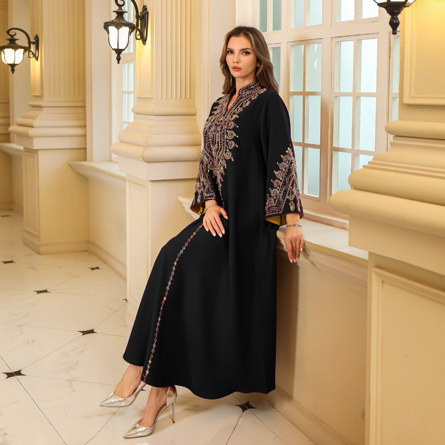 Robe abaya raffinée brodée – Style oriental chic